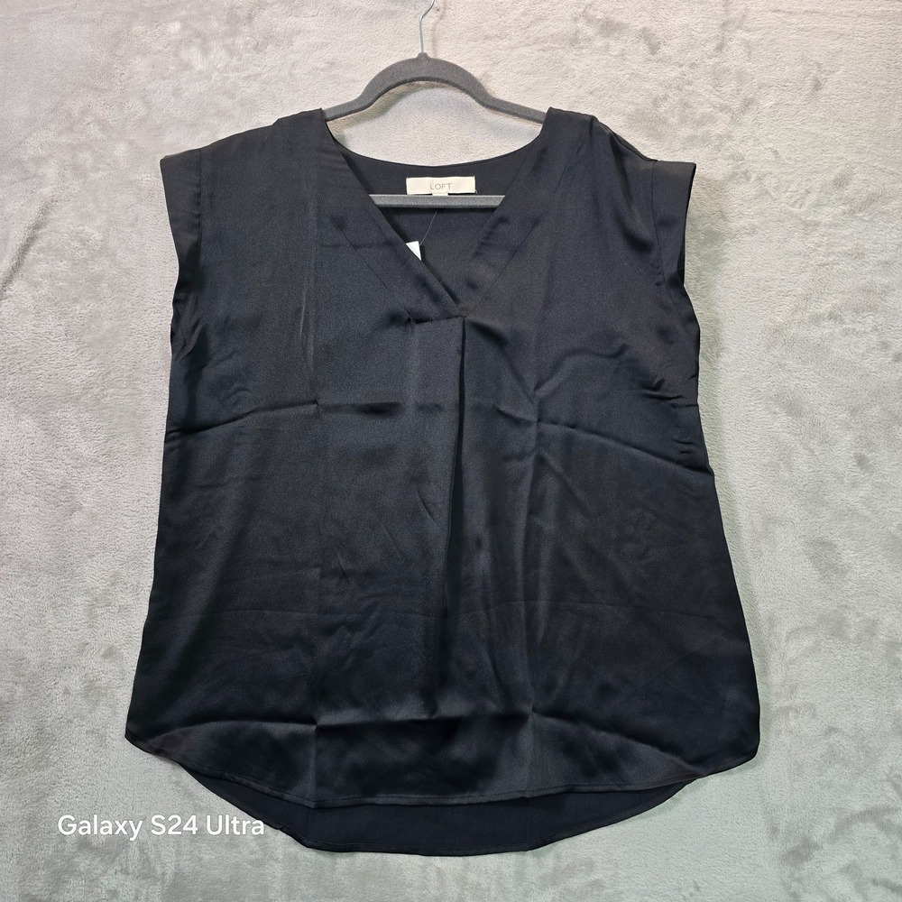 Loft Satin Blouse Top Womens Small Black Pleated Casual Party Cap Sleeve V Neck